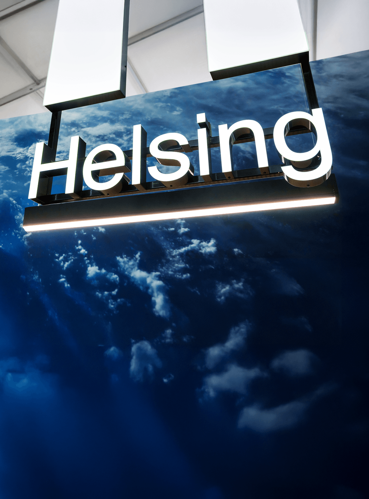 Helsing Logo